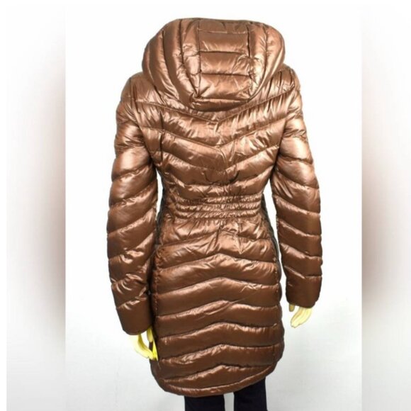 Andrew Marc 650 Fill Down Packable Puffer with Removable Hood - Size Large - Picture 8 of 10